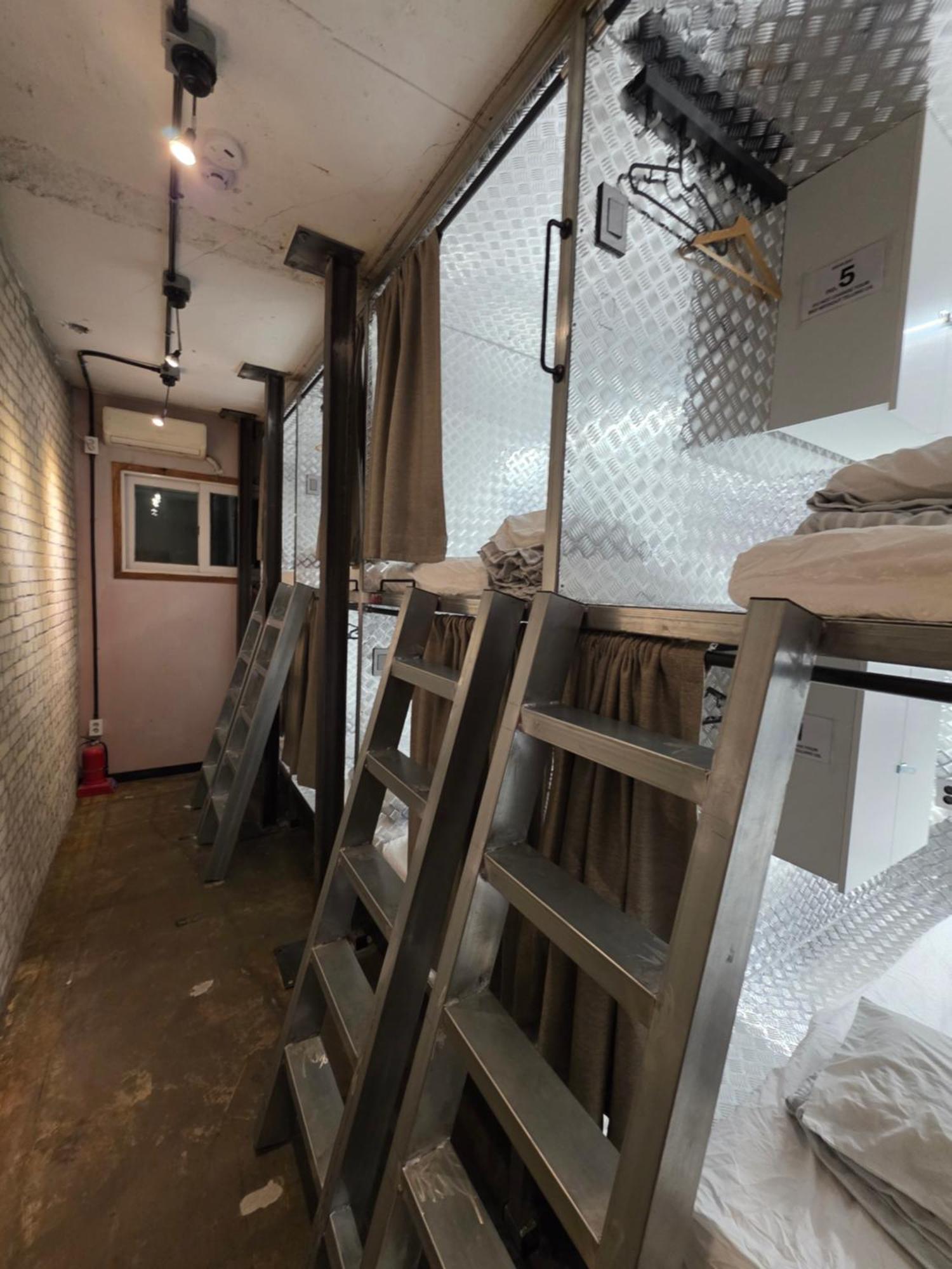 Inno Hostel & Pub Lounge Hongdae 首爾 外观 照片